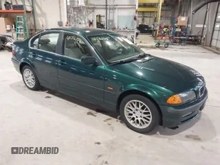 1999 BMW 3 Series 328i with VIN WBAAM5339XFR00380, listed as a IAAI auction lot 41716226 with 90,353 mi miles. Bid and sale history available at carsss.com. Image 1.