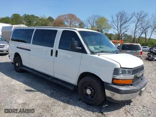 2019 Chevrolet Express Passenger LT with VIN 1GAZGPFG4K1286442, listed as a IAAI auction lot 41908138 with 241,894 mi miles. Bid and sale history available at carsss.com. Image 1.