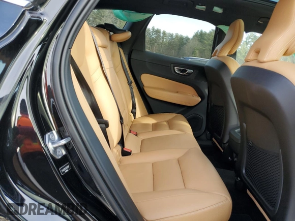 2019 Volvo XC60 Momentum with VIN LYVA22RK2KB238887, listed as a Copart auction lot 87608805 with 44,694 mi miles and Salvage title. Bid and sale history available at DreamBid. Image 11.