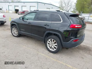 2015 Jeep Cherokee Limited with VIN 1C4PJMDB9FW680565, listed as a IAAI auction lot 42134052 with 192,728 mi miles. Bid and sale history available at carsss.com. Image 3.