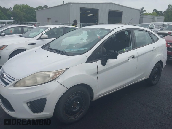 2011 Ford Fiesta SE с VIN 3FADP4BJ5BM207435, выставлен на аукционе IAAI как лот 42216633 с пробегом 147 812 миль миль и . История ставок и продаж доступна на DreamBid. Изображение 2.