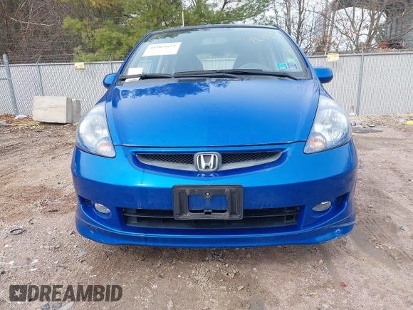 2007 Honda Fit Sport with VIN JHMGD38617S049394, listed as a IAAI auction lot 41962672 with 117,368 mi miles. Bid and sale history available at carsss.com. Image 14.