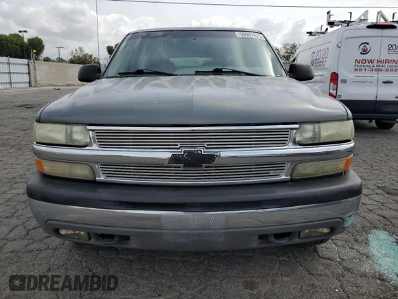 2002 Chevrolet Tahoe LS with VIN 1GNEC13T22R268336, listed as a Copart auction lot 50947675 with 238,425 mi miles and Salvage title. Bid and sale history available at DreamBid. Image 5.