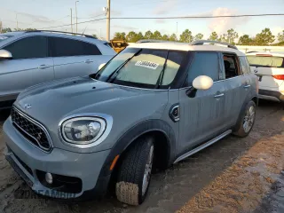 2017 MINI Countryman Cooper S with VIN WMZYT3C3XH3D97845, listed as a Copart auction lot 73808494 with 0 mi miles and Salvage Title. Bid and sale history available at carsss.com. Image 1.