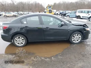 2013 Mazda 3 i Touring z VIN JM1BL1VPXD1822414, wystawiony jako IAAI lot #41526923 z przebiegiem 101 825 mil mil oraz . Historia ofert i sprzedaży dostępna na DreamBid. Obrazek 13.