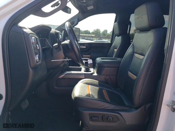 2021 GMC Sierra 2500HD AT4 with VIN 1GT19PEY4MF154506, listed as a Copart auction lot 73243334 with 65,232 mi miles and Clean Title. Bid and sale history available at carsss.com. Image 7.