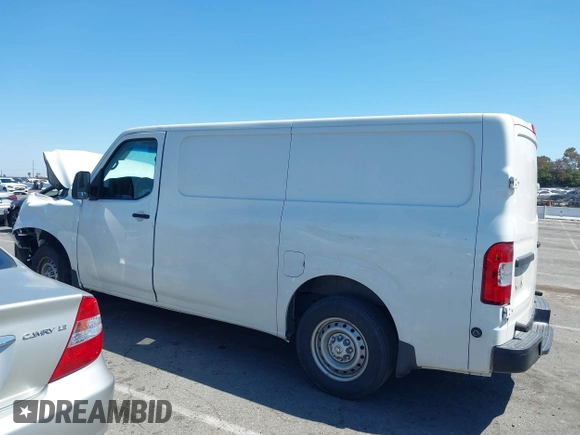 2020 Nissan NV Cargo SV z VIN 1N6BF0KM7LN806302, wystawiony jako IAAI lot #42239491 z przebiegiem 136 204 mil mil oraz . Historia ofert i sprzedaży dostępna na DreamBid. Obrazek 14.