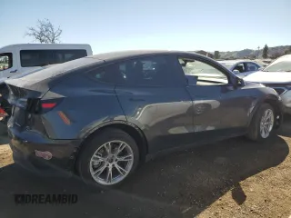 2024 Tesla Model Y Long Range с VIN 7SAYGDEEXRF032028, выставлен на аукционе Copart как лот 47128085 с пробегом 8 607 миль миль и Списание • Salvage title. История ставок и продаж доступна на DreamBid. Изображение 3.