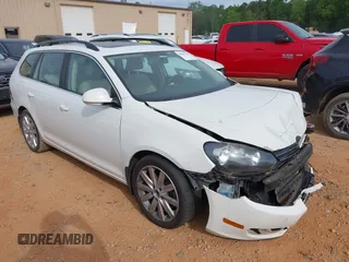 2013 Volkswagen Jetta TDI w/Sunroof & Nav с VIN 3VWPL7AJ3DM613395, выставлен на аукционе IAAI как лот 42081044 с пробегом 132 271 миль миль и . История ставок и продаж доступна на DreamBid. Изображение 1.