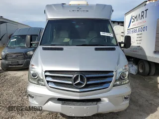 2016 Mercedes-Benz Sprinter Chassis with VIN WDAPF4CC4G9689222, listed as a Copart auction lot 69016194 with 31,685 mi miles and Salvage Title. Bid and sale history available at carsss.com. Image 5.
