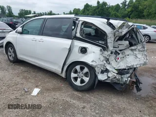 2011 Toyota Sienna LE AAS с VIN 5TDKK3DC5BS031348, выставлен на аукционе IAAI как лот 42376460 с пробегом 141 716 миль миль и . История ставок и продаж доступна на DreamBid. Изображение 3.