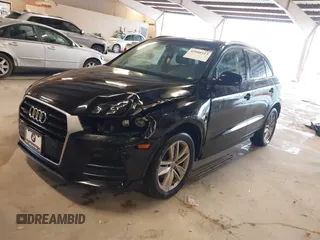 2017 Audi Q3 Premium z VIN WA1ECCFS3HR015665, wystawiony jako IAAI lot #42080113 z przebiegiem 142 149 mil mil oraz . Historia ofert i sprzedaży dostępna na DreamBid. Obrazek 2.