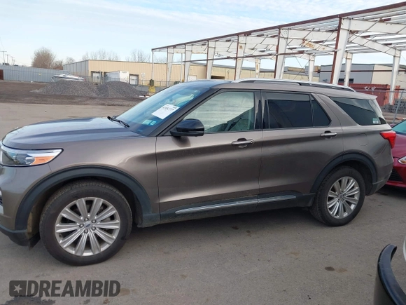 2021 Ford Explorer Limited with VIN 1FMSK8FH2MGB77611, listed as a IAAI auction lot 41951777 with 70,550 mi miles. Bid and sale history available at carsss.com. Image 14.
