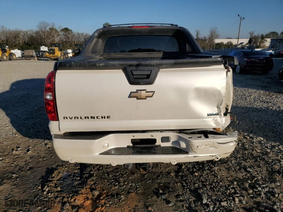 2011 Chevrolet Avalanche LTZ with VIN 3GNMCGE06BG153949, listed as a Copart auction lot 87632025 with 103,340 mi miles and Salvage Title. Bid and sale history available at carsss.com. Image 6.