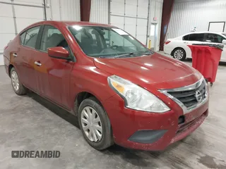 2016 Nissan Versa S z VIN 3N1CN7AP4GL804482, wystawiony jako IAAI lot #42145411 z przebiegiem 140 780 mil mil oraz . Historia ofert i sprzedaży dostępna na DreamBid. Obrazek 1.