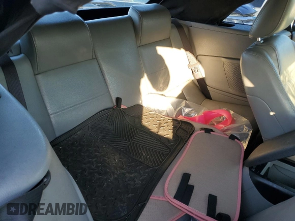 2005 Ford Mustang Deluxe с VIN 1ZVFT84N155192204, выставлен на аукционе Copart как лот 48663695 с пробегом Не указан миль и На запчасти • Non repairable. История ставок и продаж доступна на DreamBid. Изображение 10.
