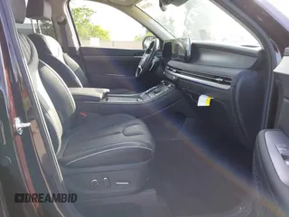 2024 Hyundai Palisade Limited z VIN KM8R54GE2RU678722, wystawiony jako IAAI lot #42052885 z przebiegiem 19 757 mil mil oraz . Historia ofert i sprzedaży dostępna na DreamBid. Obrazek 5.