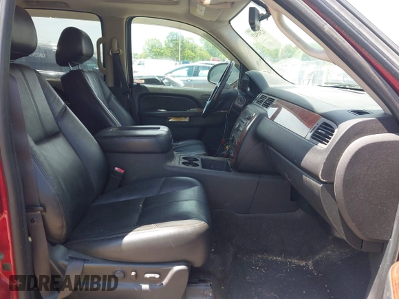 2012 Chevrolet Suburban LT with VIN 1GNSKJE7XCR239853, listed as a IAAI auction lot 42365421 with 283,450 mi miles and . Bid and sale history available at DreamBid. Image 5.