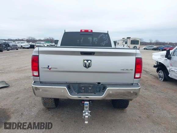 2016 Ram 2500 Big Horn with VIN 3C6UR5ML8GG311696, listed as a IAAI auction lot 41603158 with 110,994 mi miles. Bid and sale history available at carsss.com. Image 16.