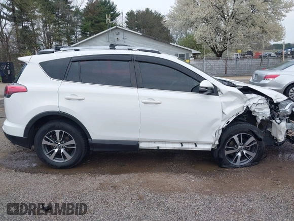 2018 Toyota RAV4 XLE with VIN JTMRFREV9JJ218173, listed as a IAAI auction lot 42037959 with 91,056 mi miles. Bid and sale history available at carsss.com. Image 14.