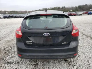 2014 Ford Focus SE with VIN 1FADP3K20EL203091, listed as a Copart auction lot 44680935 with 137,521 mi miles and Salvage Title. Bid and sale history available at carsss.com. Image 6.