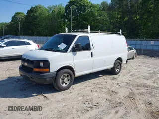 2009 Chevrolet Express Cargo Van with VIN 1GCGG25C791125061, listed as a IAAI auction lot 42131397 with 247,397 mi miles. Bid and sale history available at carsss.com. Image 17.