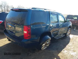 2007 Chevrolet Tahoe LTZ z VIN 1GNFK13047R146971, wystawiony jako IAAI lot #41015459 z przebiegiem 230 156 mil mil oraz . Historia ofert i sprzedaży dostępna na DreamBid. Obrazek 4.