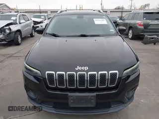 2019 Jeep Cherokee Latitude Plus with VIN 1C4PJLLX2KD216224, listed as a IAAI auction lot 41291181 with 79,111 mi miles. Bid and sale history available at carsss.com. Image 12.