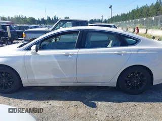 2017 Ford Fusion SE z VIN 3FA6P0HD3HR132779, wystawiony jako IAAI lot #42690212 z przebiegiem 165 293 mil mil oraz . Historia ofert i sprzedaży dostępna na DreamBid. Obrazek 14.