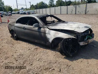2017 BMW 4 Series 430i xDrive z VIN WBA4U9C51H5D44033, wystawiony jako Copart lot #70213924 z przebiegiem Nie podano mil oraz Szkoda całkowita • Salvage title. Historia ofert i sprzedaży dostępna na DreamBid. Obrazek 4.