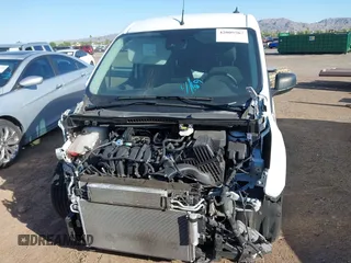 2019 Ford Transit Connect XLT z VIN NM0LS7F28K1415666, wystawiony jako IAAI lot #42009567 z przebiegiem 18 930 mil mil oraz . Historia ofert i sprzedaży dostępna na DreamBid. Obrazek 6.