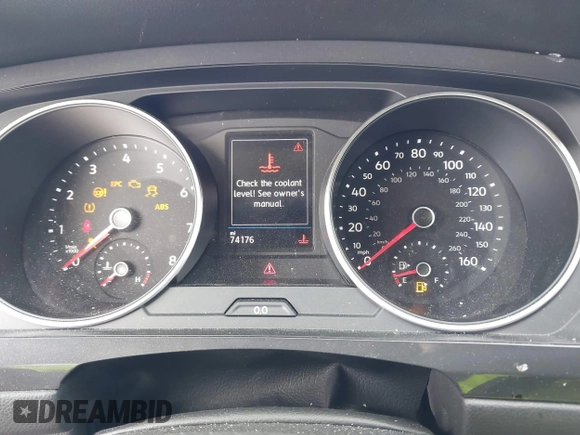 2020 Volkswagen Tiguan S с VIN 3VV1B7AX5LM151924, выставлен на аукционе IAAI как лот 42084869 с пробегом 74 176 миль миль и . История ставок и продаж доступна на DreamBid. Изображение 7.