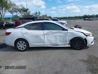 2023 Nissan Sentra S z VIN 3N1AB8BVXPY304722, wystawiony jako IAAI lot #40873711 z przebiegiem 23 110 mil mil oraz . Historia ofert i sprzedaży dostępna na DreamBid. Obrazek 13.