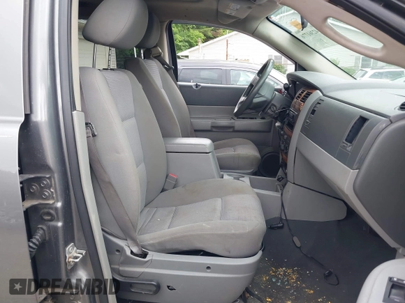 2008 Dodge Durango SLT with VIN 1D8HB48N38F135424, listed as a IAAI auction lot 42361776 with 203,876 mi miles and . Bid and sale history available at DreamBid. Image 5.