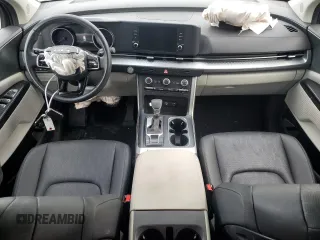 2024 Kia Carnival LX with VIN KNDNB4H39R6303228, listed as a Copart auction lot 78284124 with 8,738 mi miles and Salvage Title. Bid and sale history available at carsss.com. Image 8.