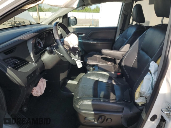 2017 Toyota Sienna SE z VIN 5TDXZ3DC9HS870641, wystawiony jako Copart lot #54788935 z przebiegiem 109 879 mil mil oraz Szkoda całkowita • Salvage title. Historia ofert i sprzedaży dostępna na DreamBid. Obrazek 7.