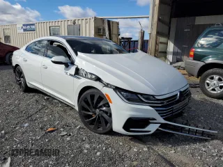 2019 Volkswagen Arteon SEL R-Line z VIN WVWSR7AN0KE027464, wystawiony jako Copart lot #68929852 z przebiegiem 20 417 mil mil oraz . Historia ofert i sprzedaży dostępna na DreamBid. Obrazek 4.