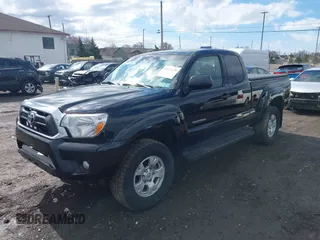2013 Toyota Tacoma with VIN 5TFUU4EN4DX050303, listed as a IAAI auction lot 41833470 with 117,371 mi miles and . Bid and sale history available at DreamBid. Image 17.