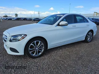 2016 Mercedes-Benz C 300 z VIN 55SWF4JB6GU132593, wystawiony jako Copart lot #56467895 z przebiegiem 88 192 mil mil oraz Czysty tytuł • Clean title. Historia ofert i sprzedaży dostępna na DreamBid. Obrazek 1.