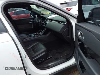 2019 Land Rover Range Rover Velar S с VIN SALYB2EXXKA798818, выставлен на аукционе IAAI как лот 41587624 с пробегом 106 401 миль миль и . История ставок и продаж доступна на DreamBid. Изображение 5.
