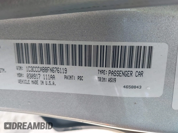 2015 Chrysler 200 Limited with VIN 1C3CCCAB8FN676119, listed as a IAAI auction lot 41836634 with 172,463 mi miles. Bid and sale history available at carsss.com. Image 9.