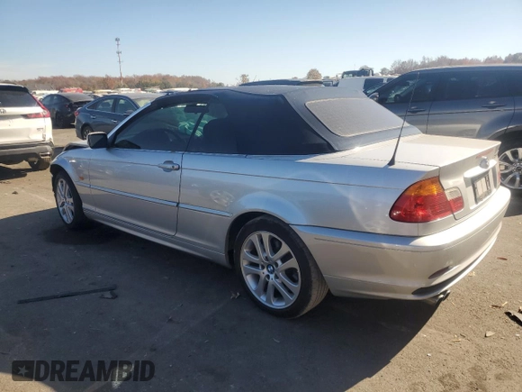 2003 BMW 3 Series 330Ci with VIN WBABS53483JU99236, listed as a Copart auction lot 78542194 with 132,758 mi miles and Salvage Title. Bid and sale history available at carsss.com. Image 2.