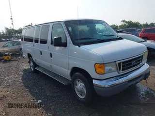 2004 Ford Econoline Passenger XL z VIN 1FBSS31L84HA63095, wystawiony jako IAAI lot #42391132 z przebiegiem 158 587 mil mil oraz . Historia ofert i sprzedaży dostępna na DreamBid. Obrazek 1.