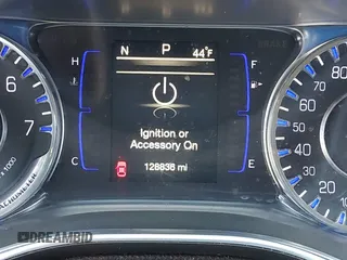 2016 Chrysler 200 Limited with VIN 1C3CCCAB3GN184650, listed as a IAAI auction lot 40963499 with 128,836 mi miles and . Bid and sale history available at DreamBid. Image 15.