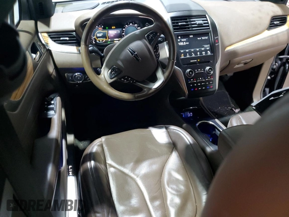 2016 Lincoln MKC Reserve with VIN 5LMTJ3DH2GUJ20714, listed as a Copart auction lot 45224835 with 156,823 mi miles and Salvage Title. Bid and sale history available at DreamBid. Image 8.