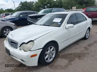 2004 Mercedes-Benz C 240 z VIN WDBRF61J14E016229, wystawiony jako IAAI lot #42576797 z przebiegiem Nie podano mil oraz . Historia ofert i sprzedaży dostępna na DreamBid. Obrazek 2.