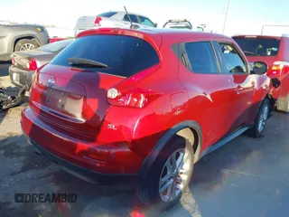 2011 Nissan Juke SL with VIN JN8AF5MR6BT021630, listed as a IAAI auction lot 40977169 with 83,909 mi miles. Bid and sale history available at carsss.com. Image 4.