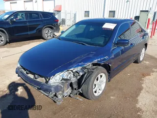 2004 Honda Accord EX z VIN 1HGCM66554A062969, wystawiony jako IAAI lot #41814499 z przebiegiem 142 700 mil mil oraz . Historia ofert i sprzedaży dostępna na DreamBid. Obrazek 2.