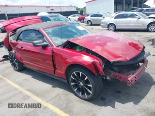 2007 Ford Mustang Deluxe with VIN 1ZVFT84N375262112, listed as a IAAI auction lot 42298758 with 146,489 mi miles and . Bid and sale history available at DreamBid. Image 1.