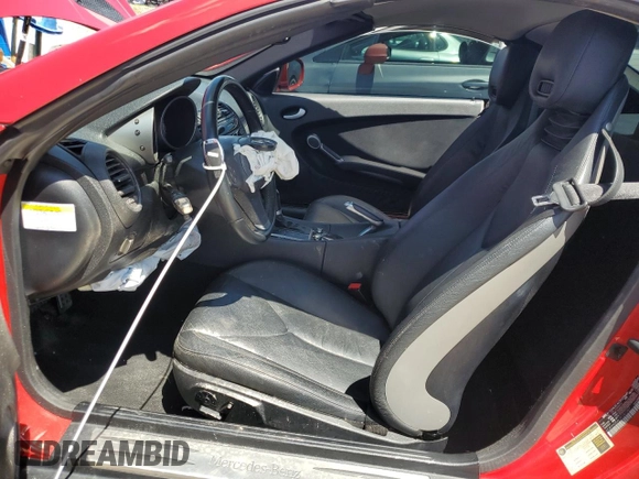 2011 Mercedes-Benz SLK 300 z VIN WDBWK5EA6BF241207, wystawiony jako Copart lot #69335134 z przebiegiem 60 535 mil mil oraz Nie do naprawy • Non repairable. Historia ofert i sprzedaży dostępna na DreamBid. Obrazek 7.